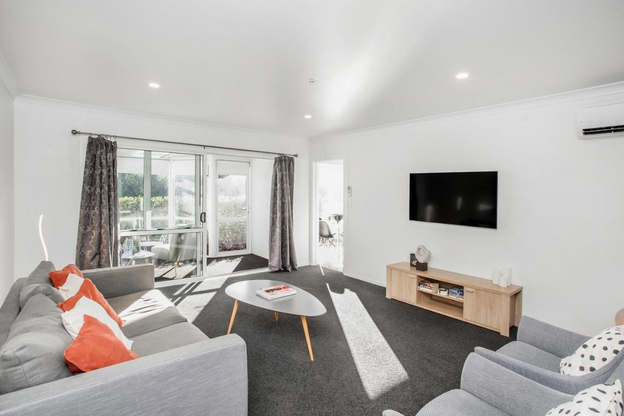 Spacious Quality Apartment, Convenient Location Christchurch Extérieur photo