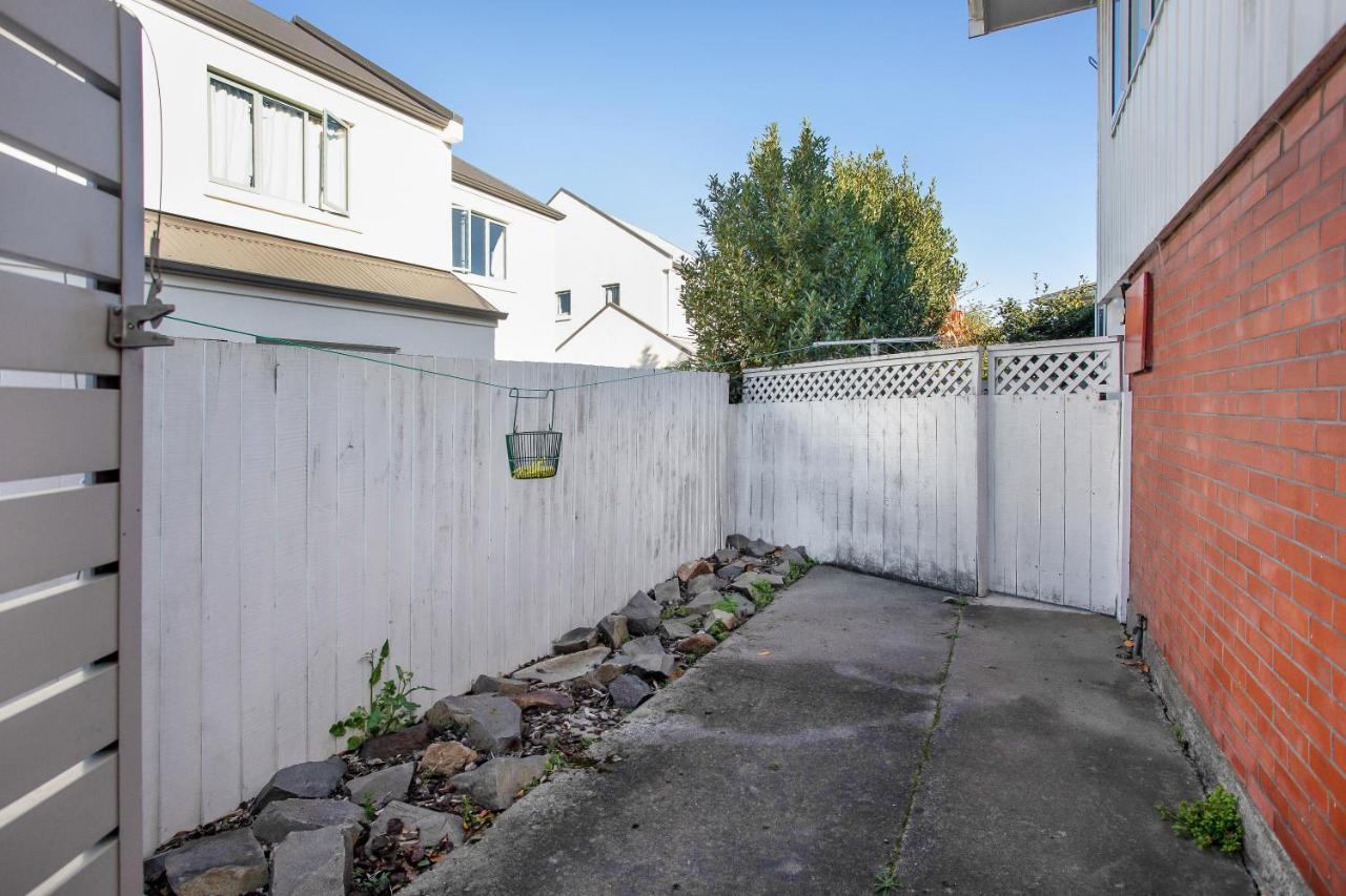 Spacious Quality Apartment, Convenient Location Christchurch Extérieur photo